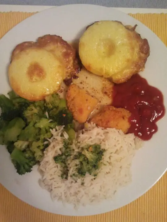 Ananas - Schnitzel mit Reis & Broccoli 