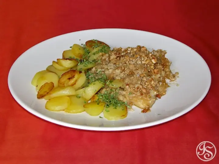 Fischfilet in der Nusskruste