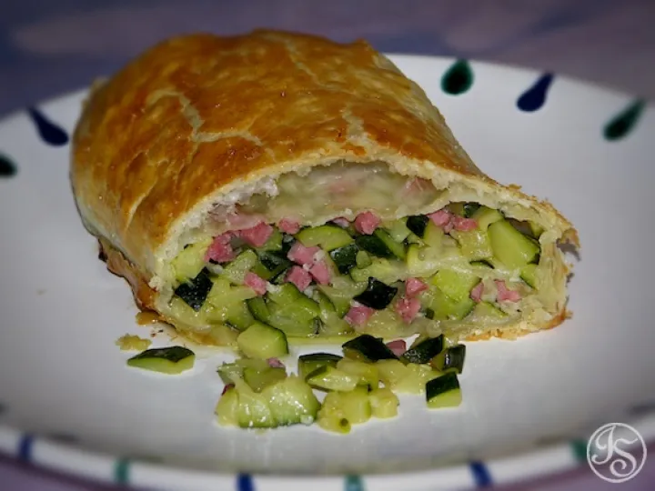 Zucchinistrudel