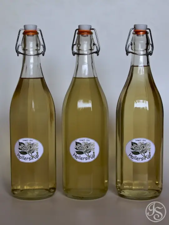 Holunderblütensirup