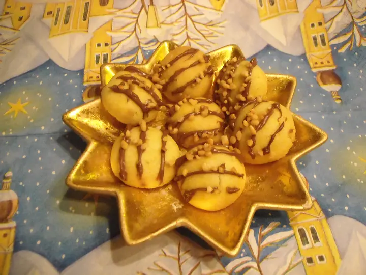 Mürbteig - Nougat- Kugeln