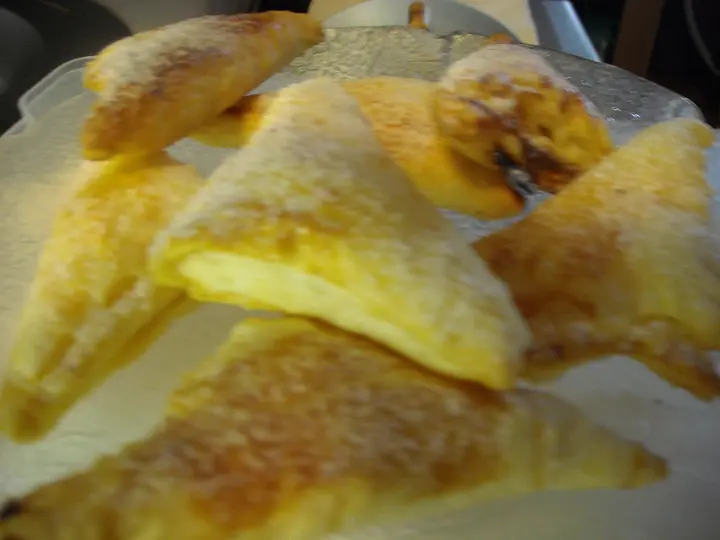 Blätterteig oder Plunderteigpolsterzipfel