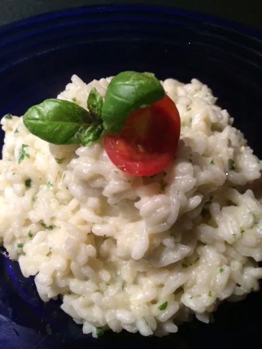 Basilikum Risotto mit Ricotta