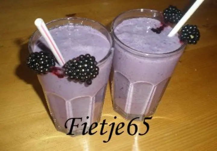 Brombeere küsst Kokos