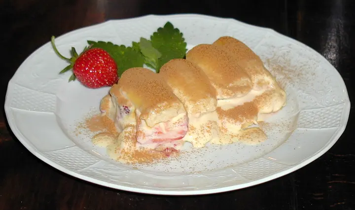 Erdbeertiramisu