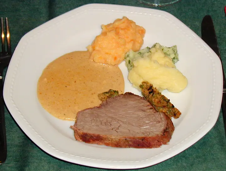 Hieferscherzel mit Kräutermasse