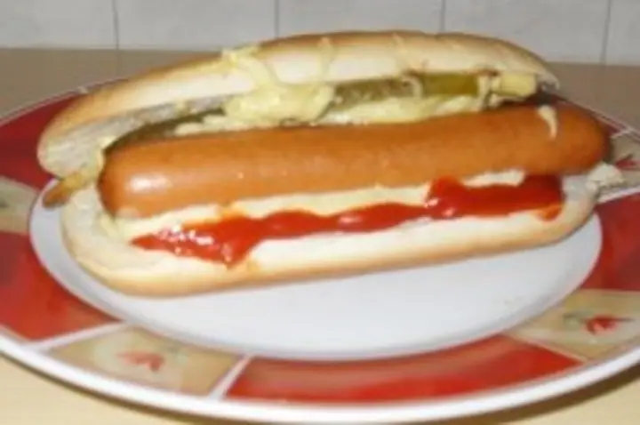 Klassicher Hot Dog