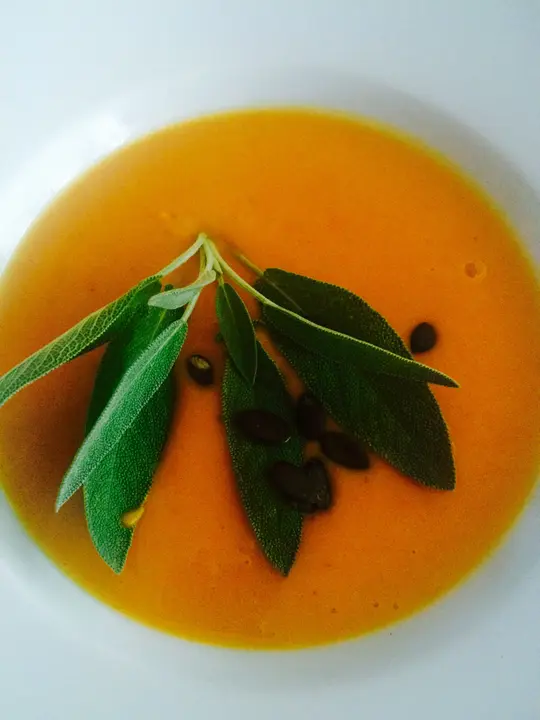 Kürbissuppe mit Orangenaroma