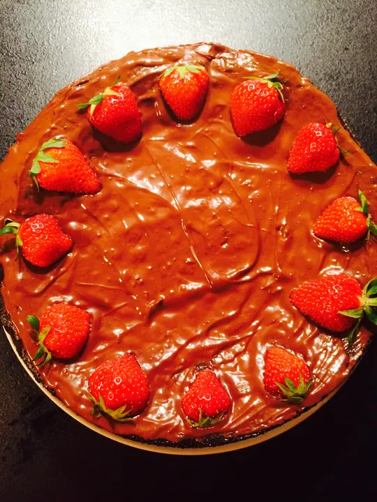 Schokoladen Torte ( ohne Mehl)