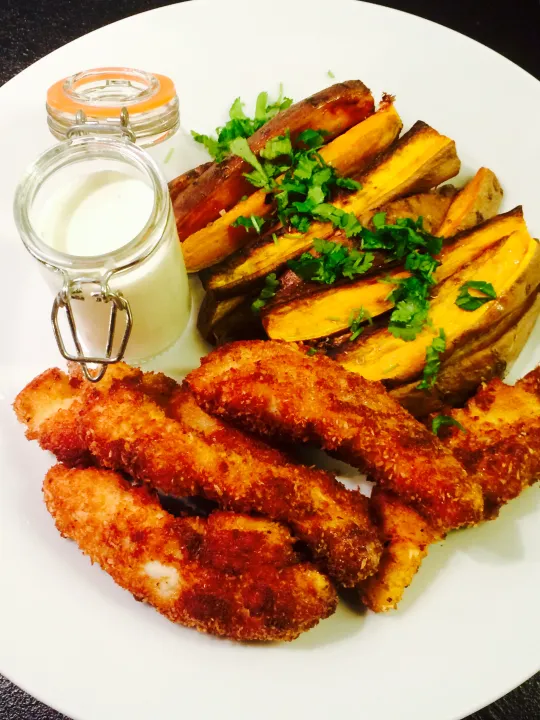 Kokoshähnchen- Süßkartoffel Wedges- Limetten Dip