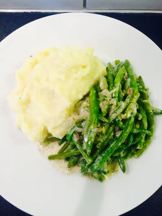 Fisolen in Rahmsauce 