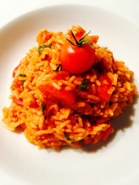 Tomaten Risotto mit Pinienkerne