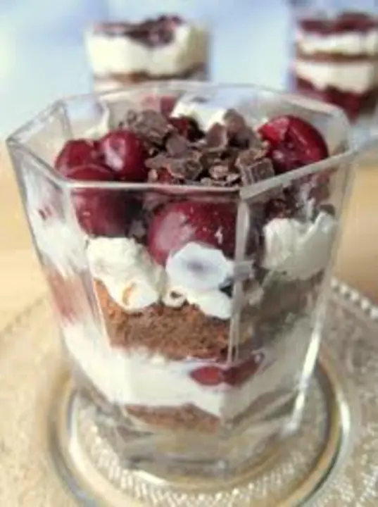 Schwarzwälder Kirsch Becher