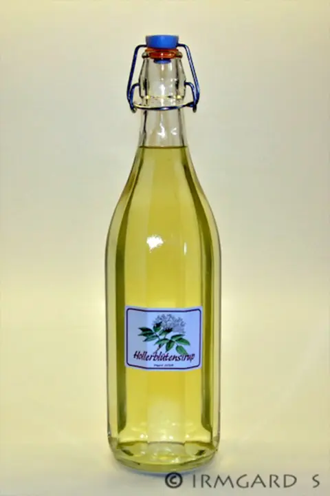 Hollerblütensirup
