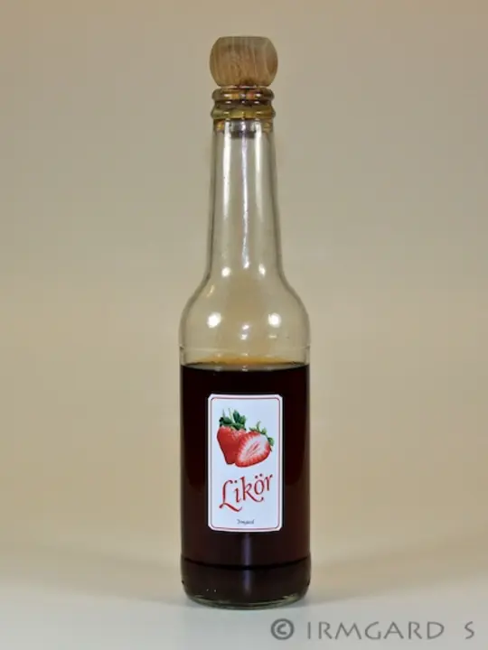 Erdbeerlikör