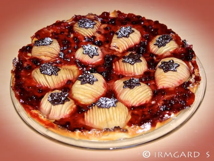 Birnen-Tarte mit Vanillepudding 