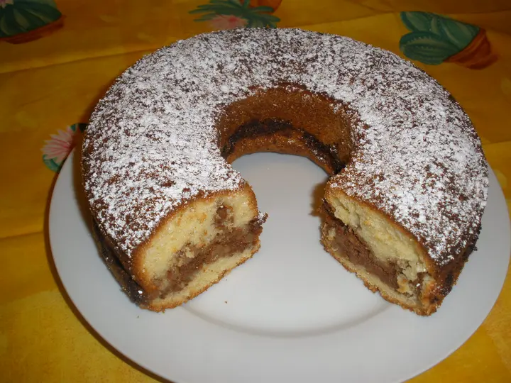 Kuchen mit Apfel - Nuss - Füllung