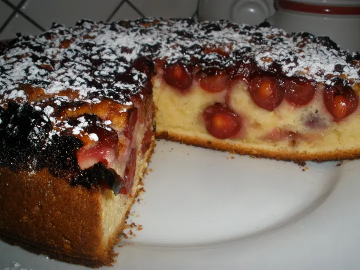 Versunkener Kirschkuchen mit Eierlikör