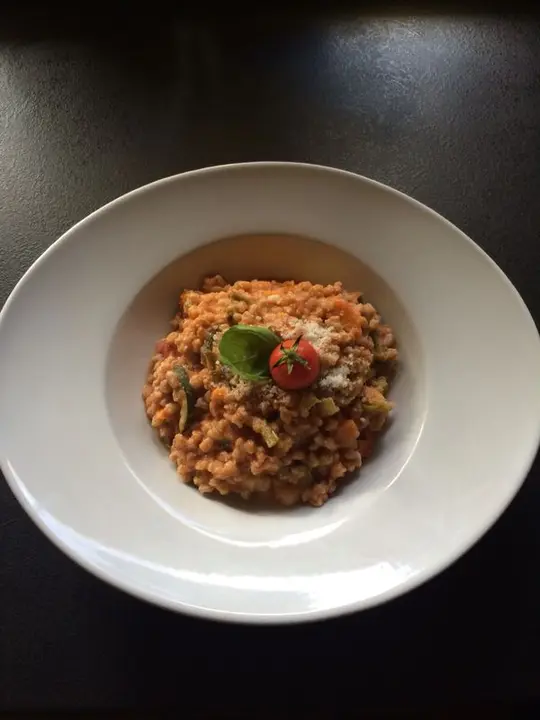 Gemüseeintopf mit Dinkelreis