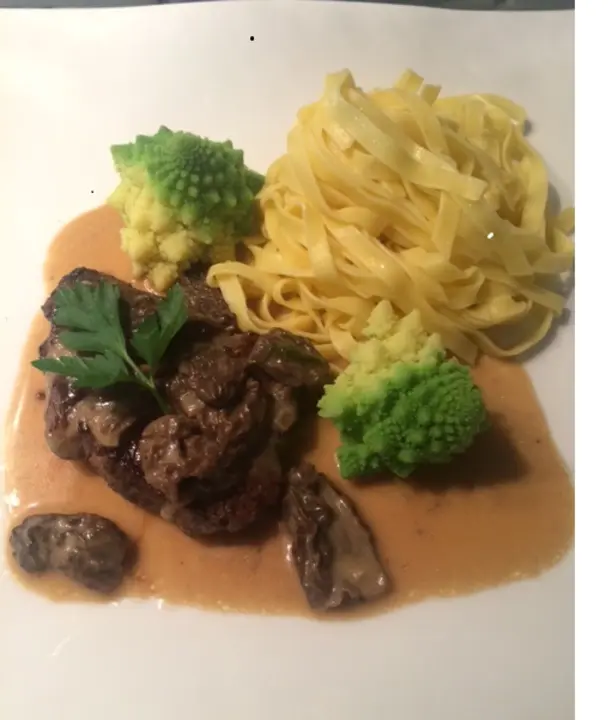 MORCHELRAHM Sauce mit Rinderfilet