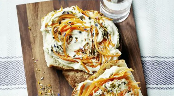 Kürbiskern Karotten Aufstrich