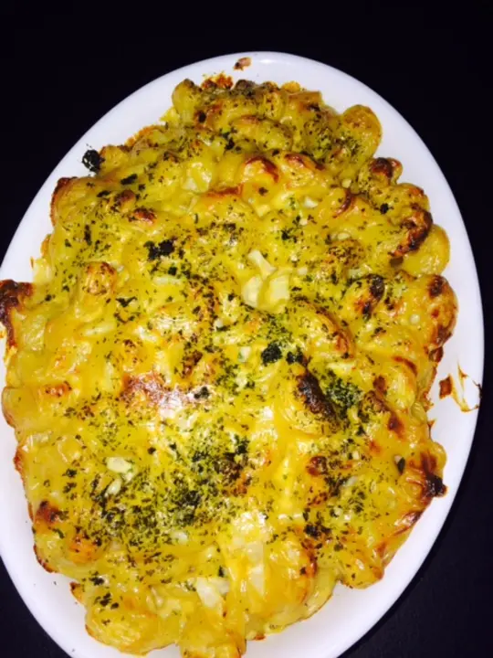 Macaroni with Cheese / amerikanischer Nudelauflauf