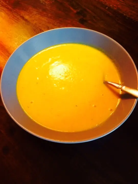 Pastinaken-Karotten Suppe