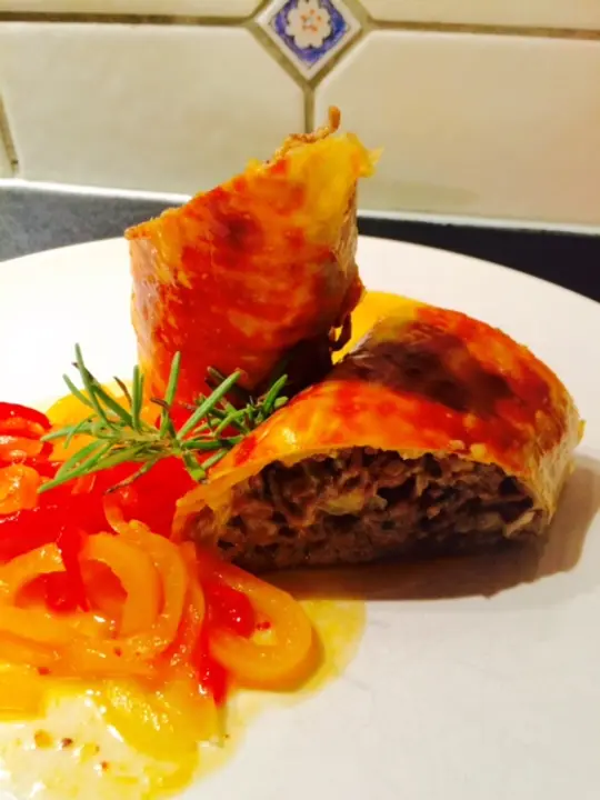 Rindfleisch-Zwiebel Strudel