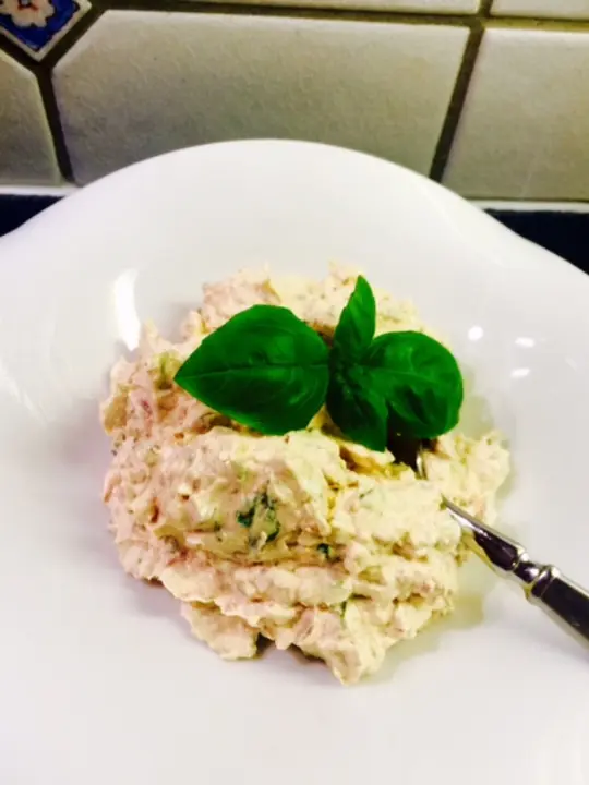 Tomaten-Basilikum Aufstrich