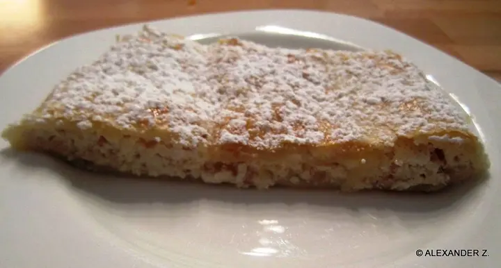 Topfenstrudel