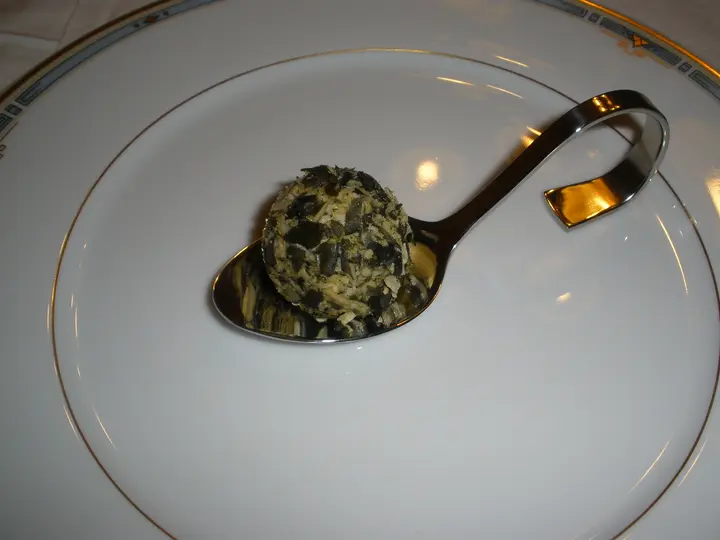 Weintraube in Gorgonzolacreme