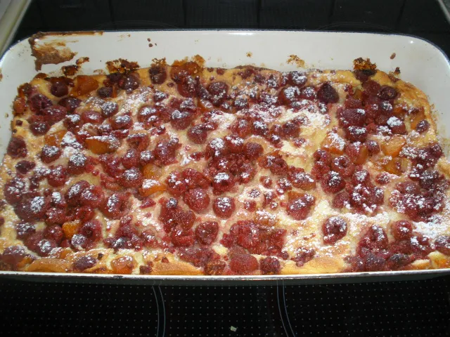 Topfenauflauf mit Himbeeren