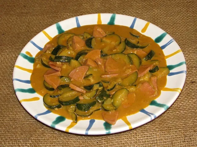 Zucchini-Gulasch