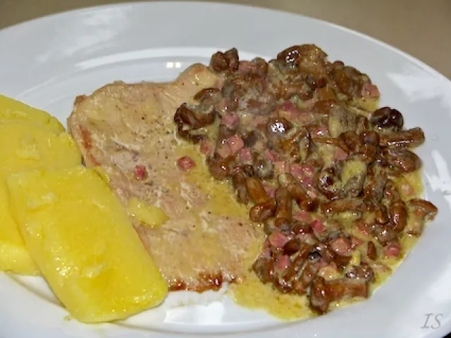 Putenfilets mit Eierschwammerl