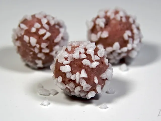 Heidelbeer-Marzipan-Trüffel