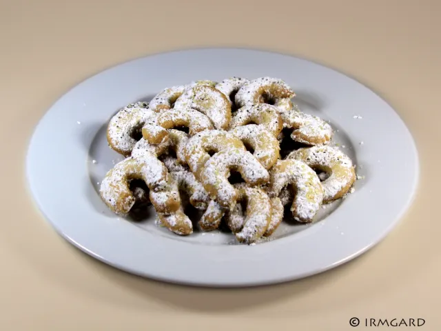 Vanille-Sesam-Kipferl