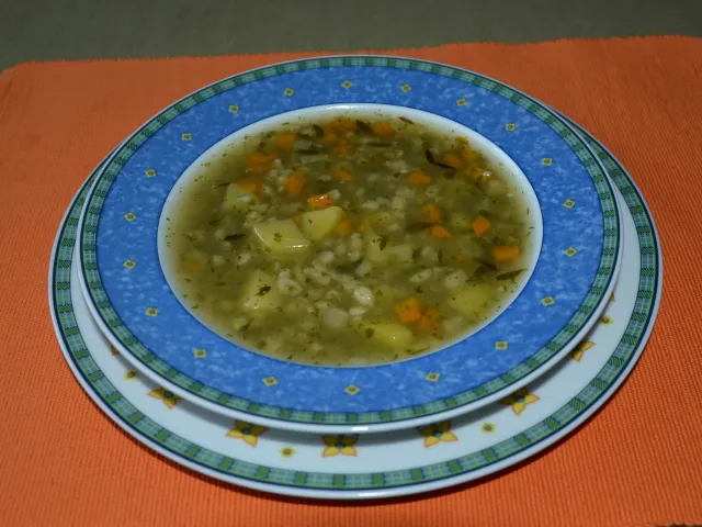 Gemüse-Gerstlsuppe: