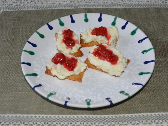 Schnelle Blätterteigschnitten