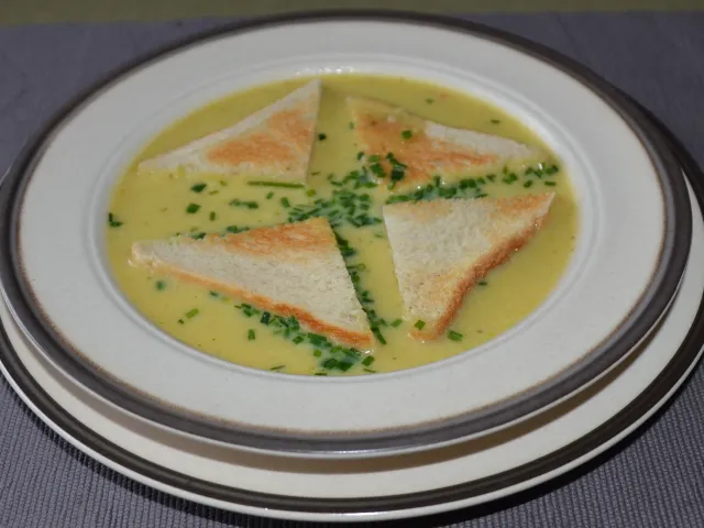 Legierte Knoblauchsuppe