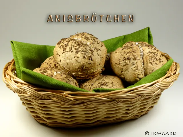 Anisbrötchen