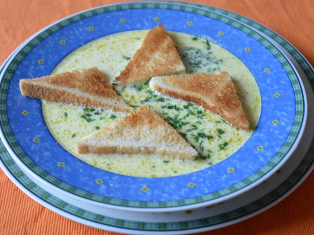 Knoblauch-Rahmsuppe
