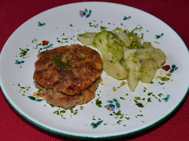 Fleischlaberl-Burger