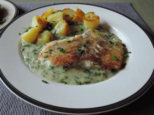 Fischfilet mit Kräutersauce