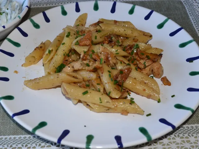 Penne mit Eierschwammerl