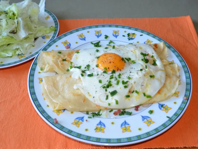 Gefüllte Dinkelcrepes