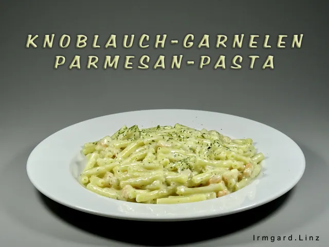 Knoblauch-Garnelen-Parmesan Pasta