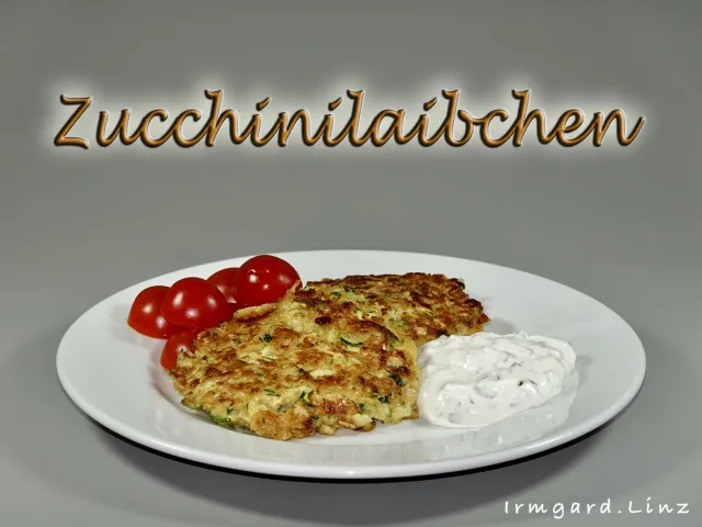 Zucchinilaibchen mit Haferflocken