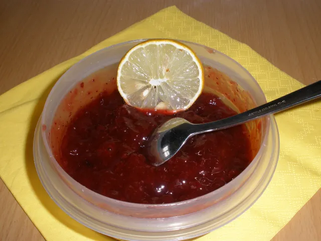 pikanter Preiselbeerdip