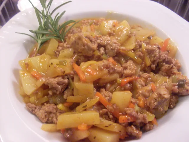 Faschiertes - Gemüsetopf