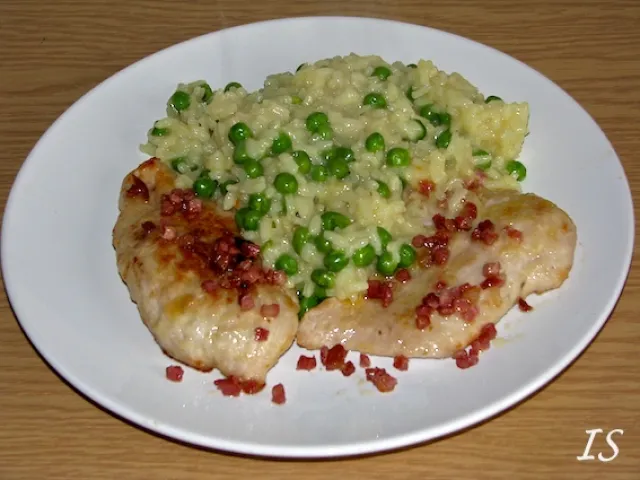 Erbsenrisotto mit Putenbrustfilet